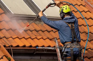 Démoussage et hydrofuge de toiture à Damrémont